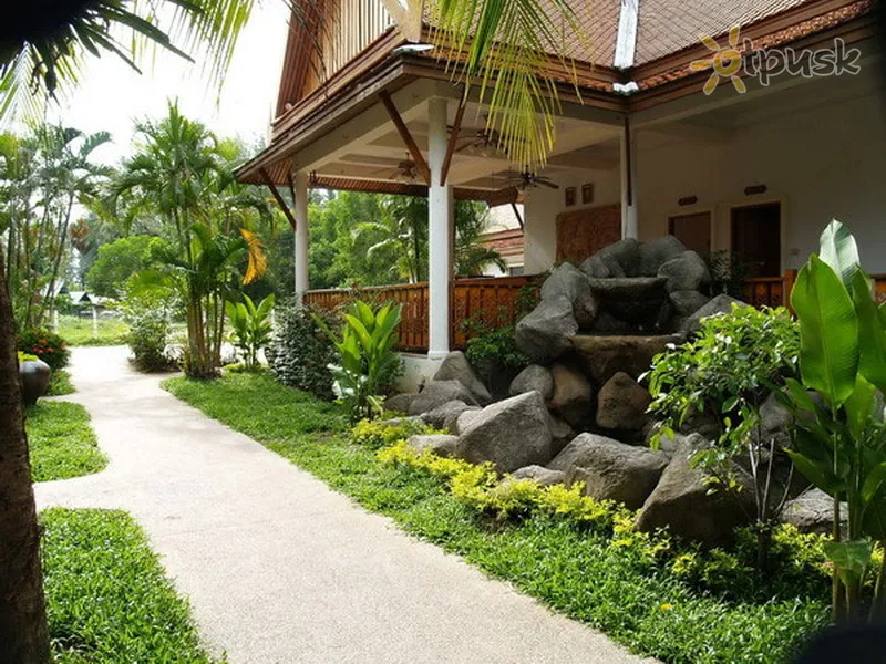 Фото отеля Bangtao Village Resort 3* о. Пхукет Таїланд екстер'єр та басейни