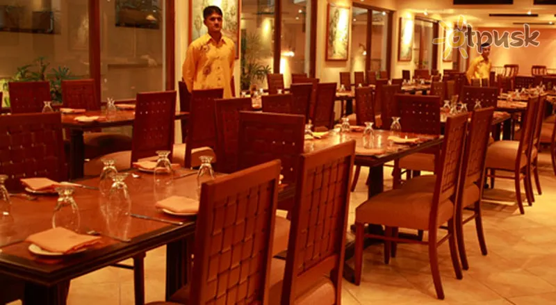 Фото отеля Renuka Hotel 3* Коломбо Шри-Ланка бары и рестораны