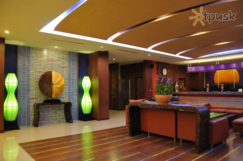 Фото отеля Empress Pattaya Hotel 3* Паттайя Таиланд лобби и интерьер