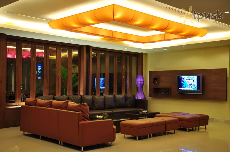 Фото отеля Empress Pattaya Hotel 3* Паттайя Таиланд лобби и интерьер