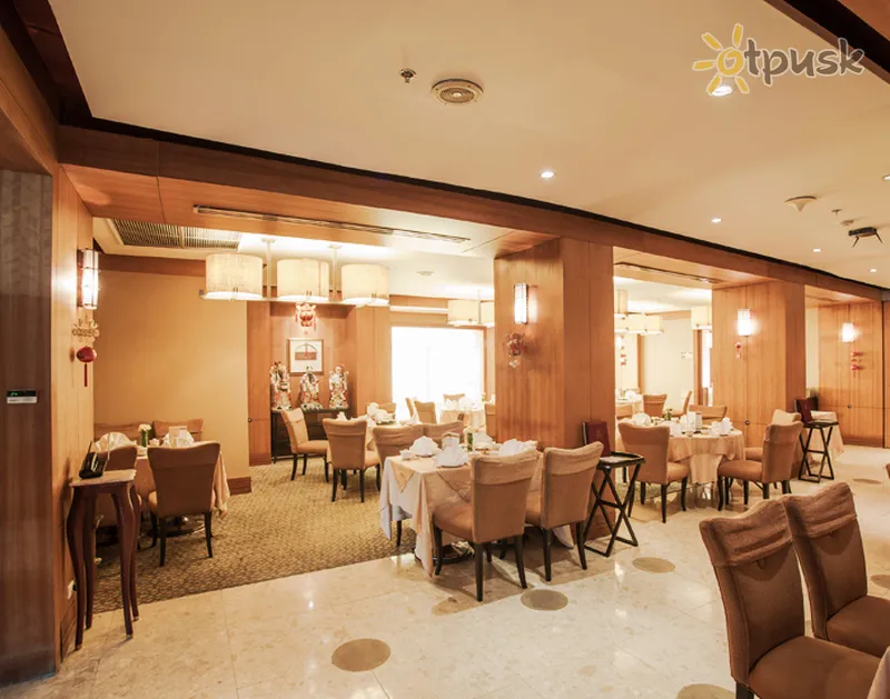 Фото отеля The Imperial Mae Ping Hotel 4* Чіанг Маї Таїланд бари та ресторани