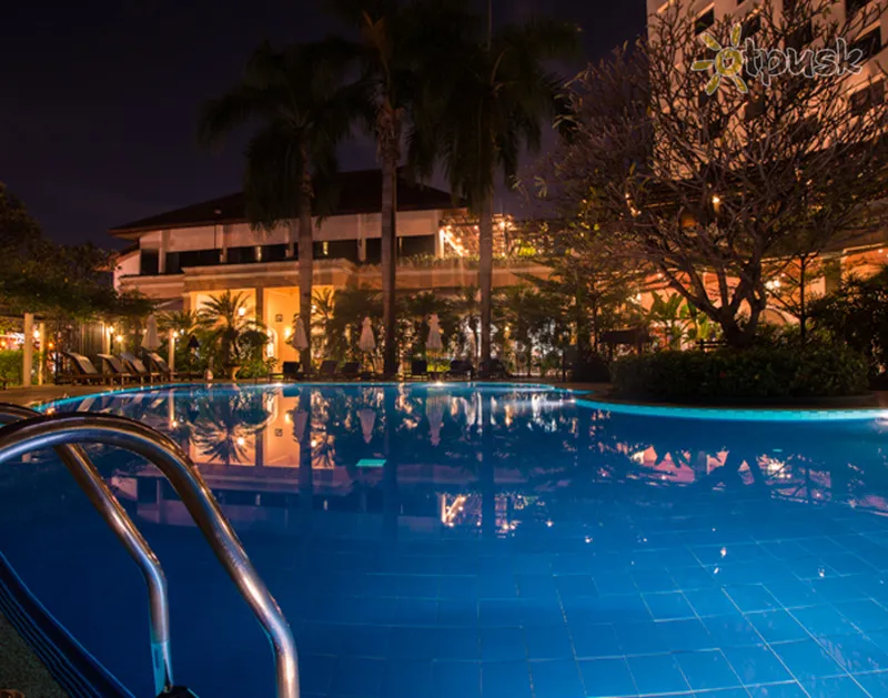 Фото отеля The Imperial Mae Ping Hotel 4* Čiangmajus Tailandas išorė ir baseinai