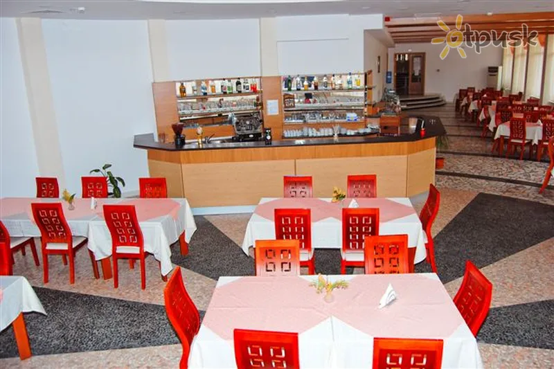 Фото отеля Кораба 3* Zelta smiltis Bulgārija bāri un restorāni