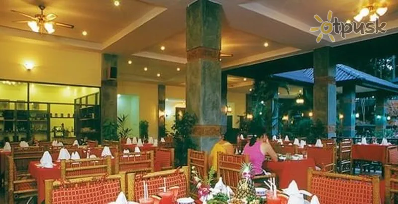 Фото отеля The Hill Resort 3* о. Пхукет Таїланд бари та ресторани