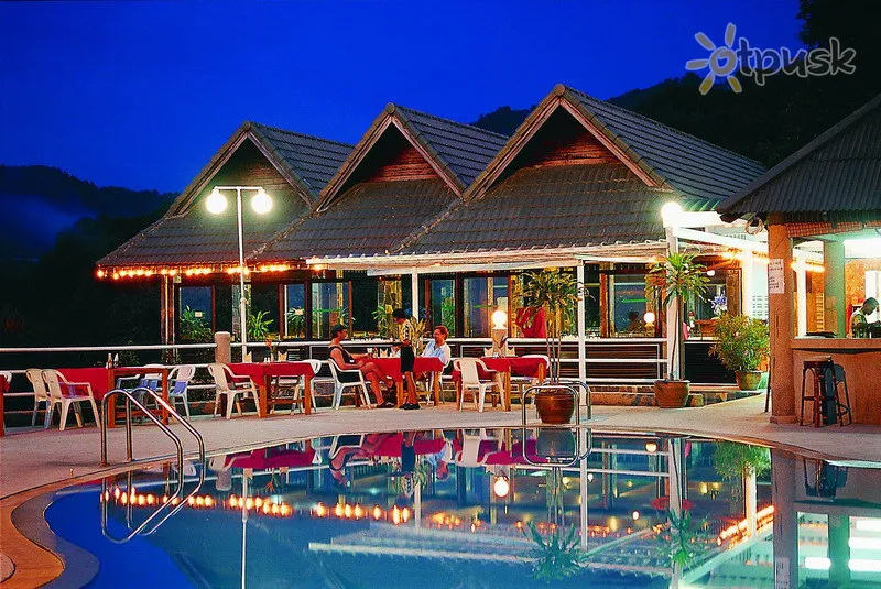 Фото отеля Royal Crown Hotel & Palm Spa Resort 3* о. Пхукет Таїланд екстер'єр та басейни