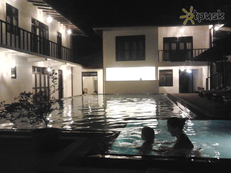 Фото отеля Villa Tangalle Lagoon 3* Тангалле Шри-Ланка экстерьер и бассейны