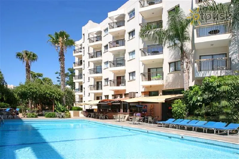 Фото отеля Alva Hotel Apartments 3* Protaras Kipras išorė ir baseinai
