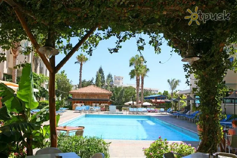 Фото отеля Alva Hotel Apartments 3* Protaras Kipra ārpuse un baseini