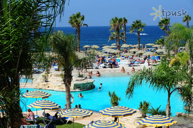 Фото отеля Sentido Cypria Bay 4* Patosas Kipras išorė ir baseinai