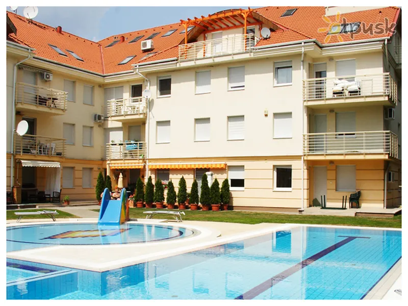 Фото отеля Panorama Wellness Apartman Hotel 4* Hajdúszoboszlo Ungārija ārpuse un baseini