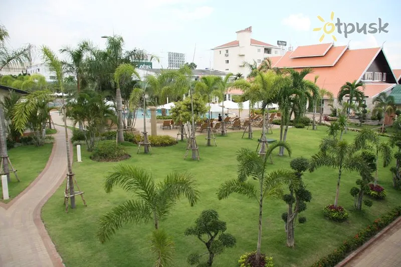 Фото отеля Thai Garden Resort 3* Паттайя Таиланд экстерьер и бассейны