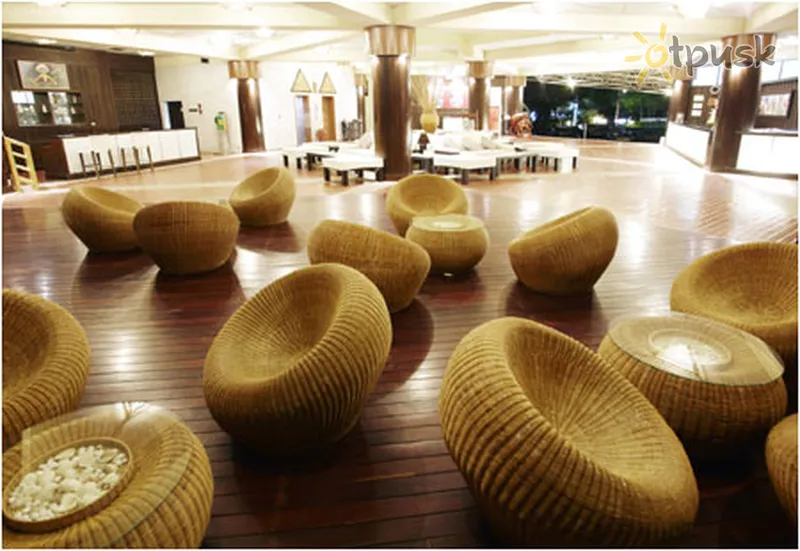 Фото отеля Centra by Centara Cha Am Beach Resort Hua Hin 3* Cha Am ir Hua Hin Tailandas fojė ir interjeras