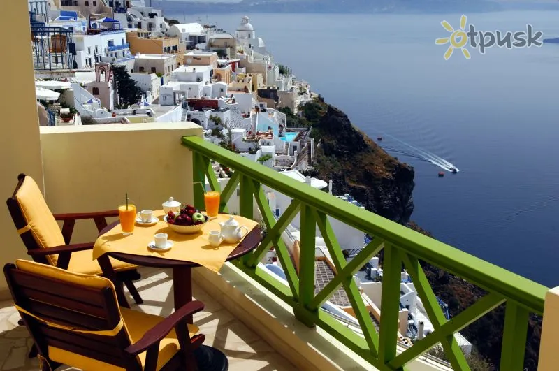 Фото отеля Adamis Majesty Suites 4* Santorini Graikija kambariai