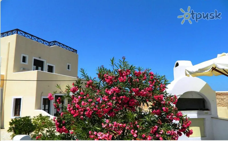 Фото отеля En Plo Boutique Suites 4* о. Санторини Греция экстерьер и бассейны