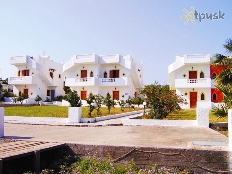 Фото отеля Galini Apartments & Studios 2* о. Крит – Іракліон Греція екстер'єр та басейни