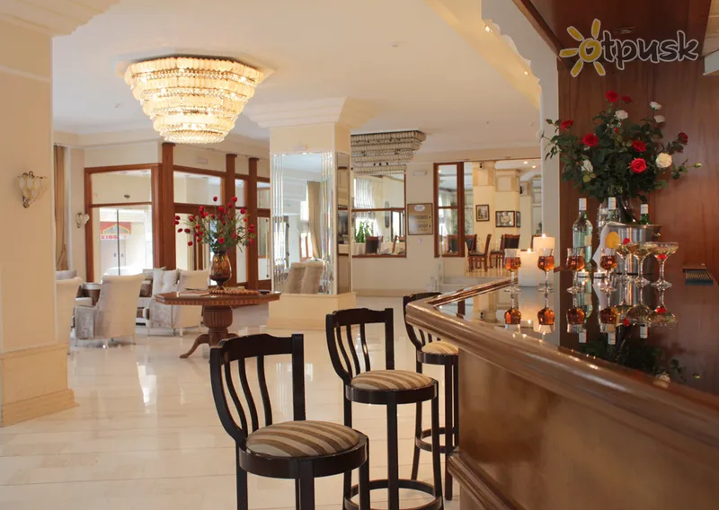 Фото отеля Famissi Hotel 3* Каламбака Греция бары и рестораны