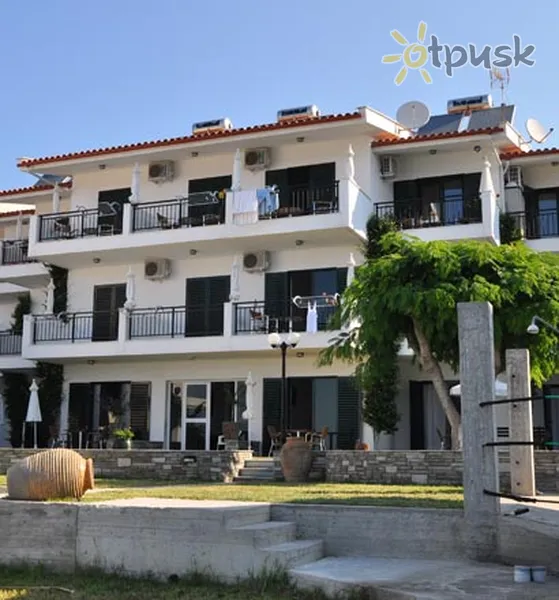 Фото отеля Pansion Alexandros 2* Halkidiki — Kasandra Grieķija ārpuse un baseini