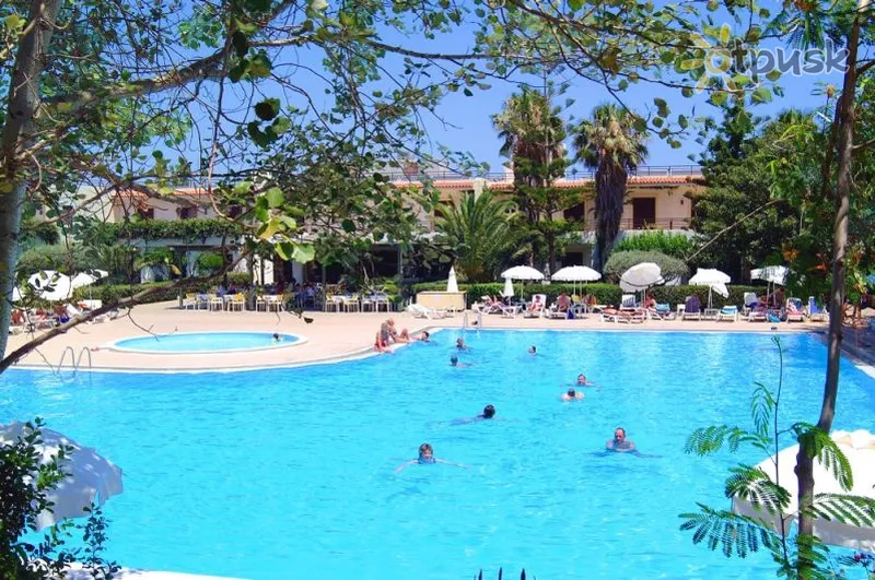 Фото отеля King Minos Retreat Resort & Spa 4* Kreta – Heraklionas Graikija išorė ir baseinai
