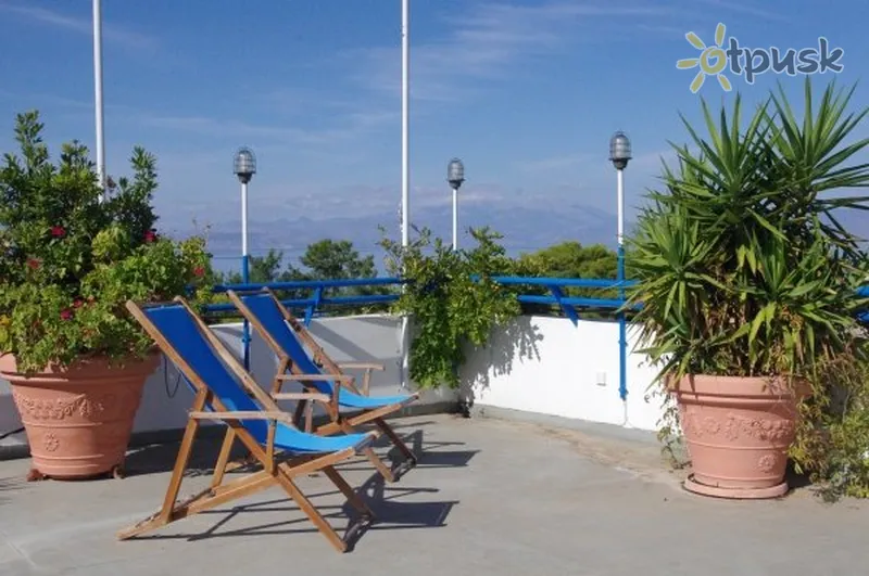 Фото отеля Daphnes Club Hotel Apartments 2* Пелопоннес Греція екстер'єр та басейни