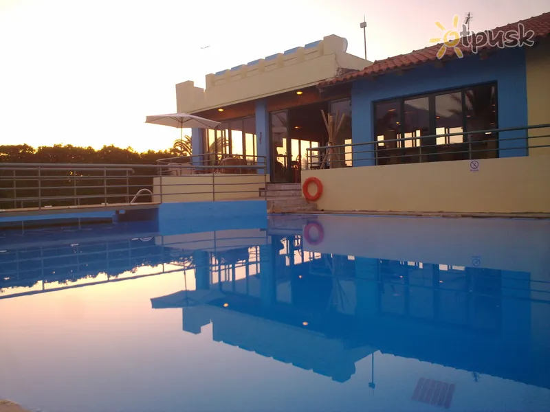 Фото отеля Sandy Beach Georgioupolis 2* о. Крит – Ханья Греция экстерьер и бассейны