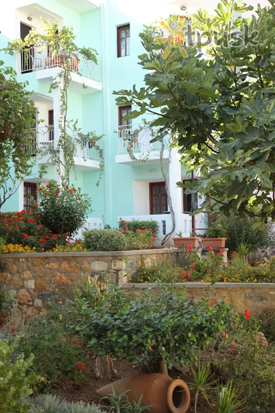 Фото отеля Bellos Hotel Apartments 3* о. Крит – Іракліон Греція екстер'єр та басейни