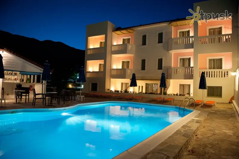 Фото отеля Aphrodite Hotel & Suites 3* Samos Graikija išorė ir baseinai