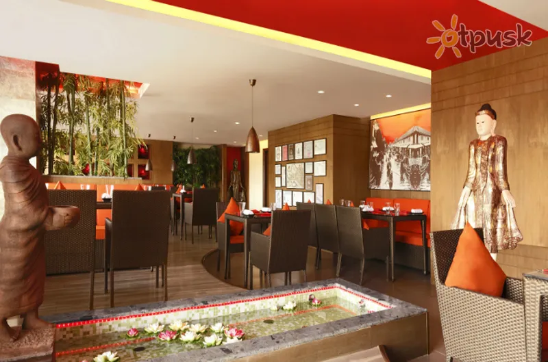 Фото отеля Lemon Tree Premier 4* Бангалор Индия бары и рестораны
