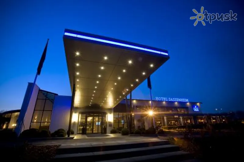 Фото отеля Van der Valk Hotel Casino Sassenheim 4* Сассенхейм Нидерланды экстерьер и бассейны