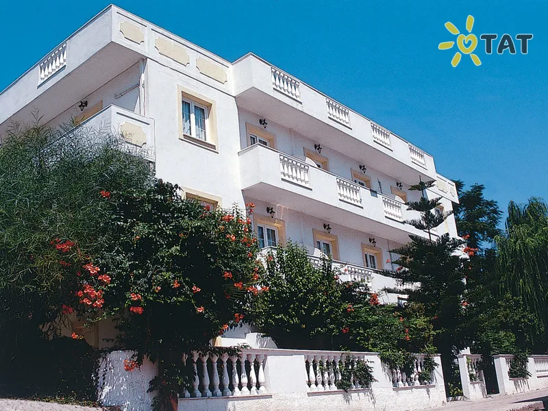 Фото отеля Skalidis Apartments 2* Пелопоннес Греція екстер'єр та басейни