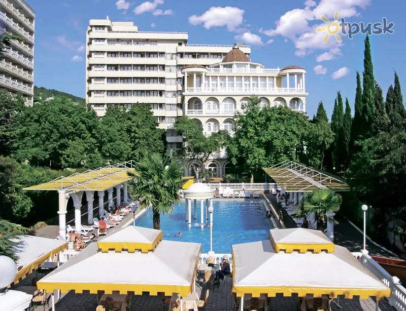 Фото отеля Парк-Отель «Марат» 3* Gaspra Krima ārpuse un baseini