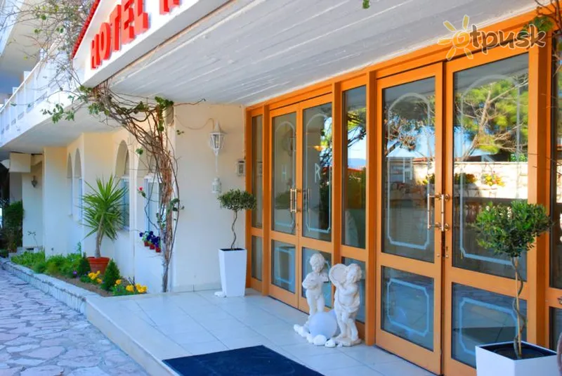 Фото отеля Rodini Beach Hotel 3* Пелопоннес Греція екстер'єр та басейни