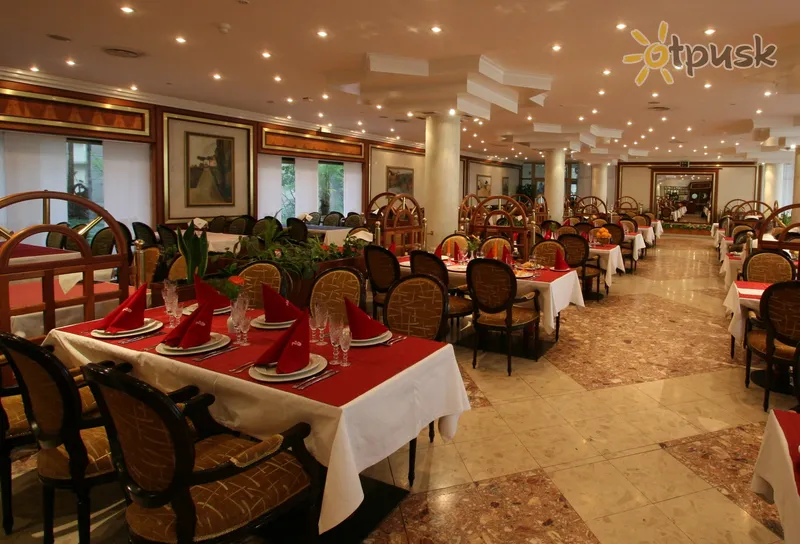 Фото отеля Сосновая Роща 3* Gaspra Krima bāri un restorāni