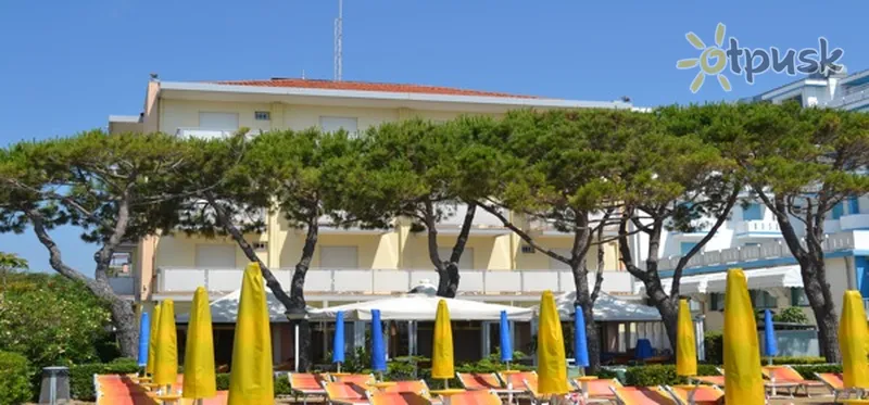 Фото отеля La Lanterna Hotel 3* Лідо Ді Езоло Італія екстер'єр та басейни