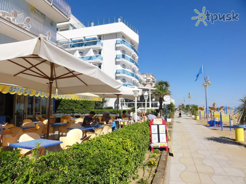 Фото отеля Solemare Hotel 3* Lido di Jesolo Itālija ārpuse un baseini