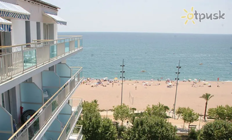 Фото отеля Internacional Hotel 3* Барселона Іспанія пляж