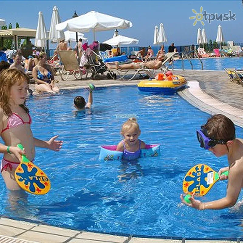 Фото отеля Sentido Pafian Sun Holiday Village 4* Пафос Кіпр для дітей
