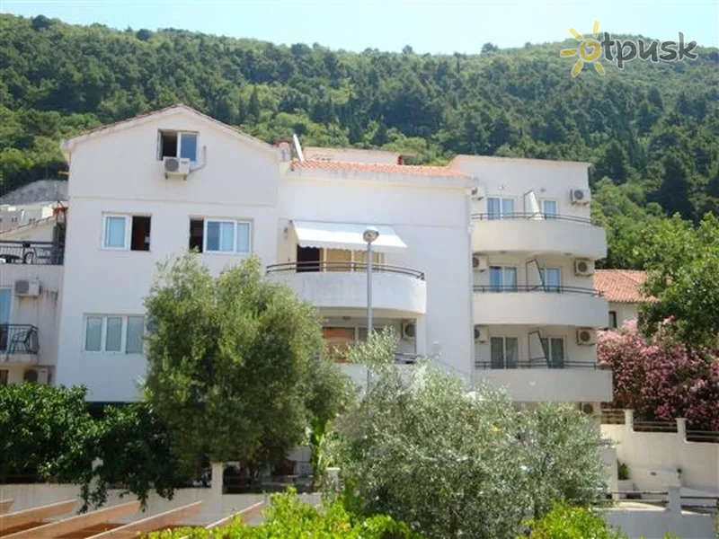 Фото отеля Apartament Mistic 3* Budva Juodkalnija išorė ir baseinai