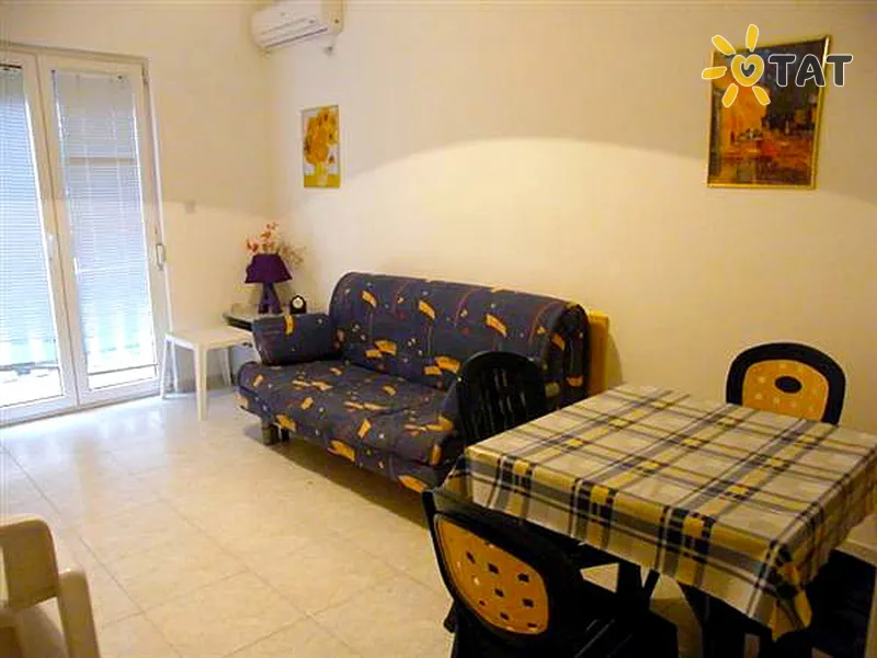 Фото отеля Lazarevic Villa 3* Петровац Чорногорія номери