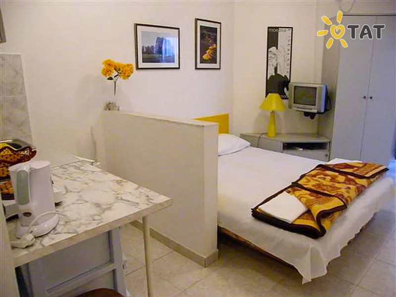 Фото отеля Lazarevic Villa 3* Петровац Чорногорія номери