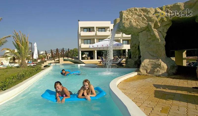 Фото отеля D'Andrea Mare 4* Rodas Graikija išorė ir baseinai