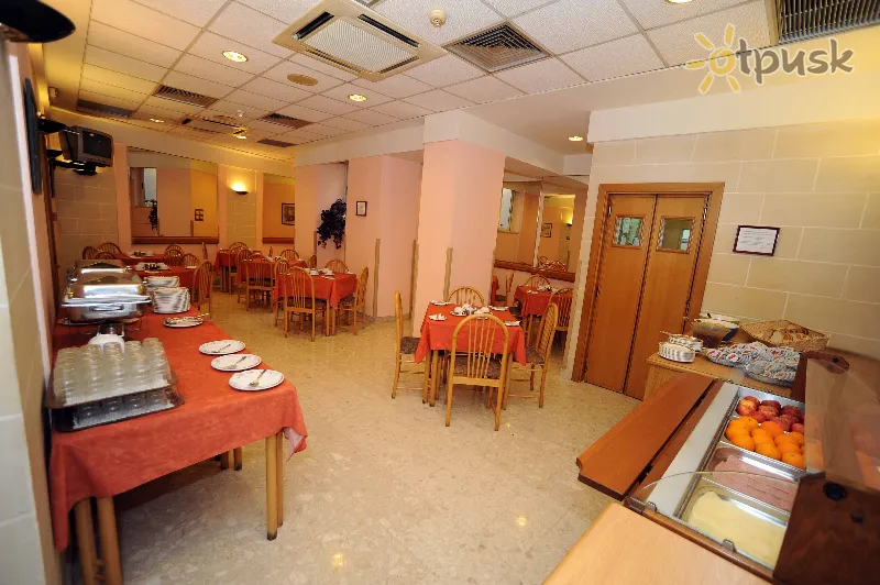 Фото отеля Sliema Chalet Hotel 3* Сліма Мальта бари та ресторани