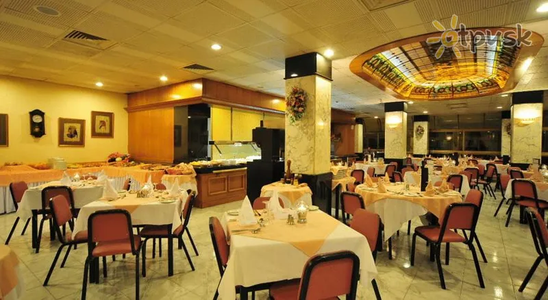Фото отеля Alexandra Hotel 3* Сан Джуліанс Мальта бари та ресторани
