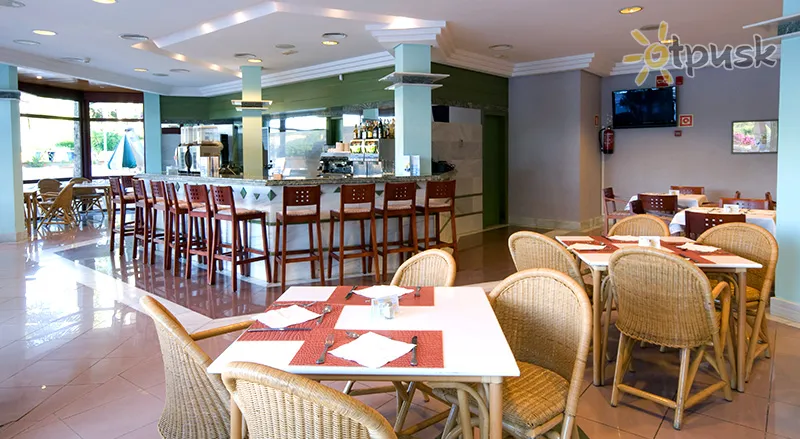 Фото отеля Insotel Cala Mandia Resort 4* par. Maljorka Spānija bāri un restorāni