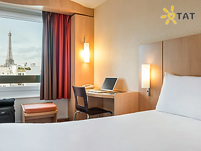 Фото отеля Ibis Paris Tour Eiffel Cambronne 3* Париж Франція номери