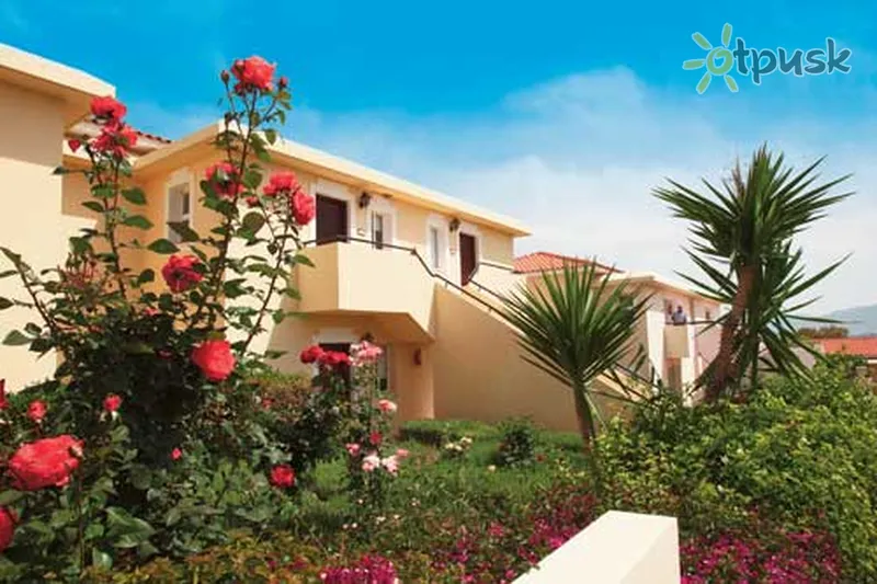 Фото отеля Akamanthea Holiday Village 4* Patoss Kipra ārpuse un baseini