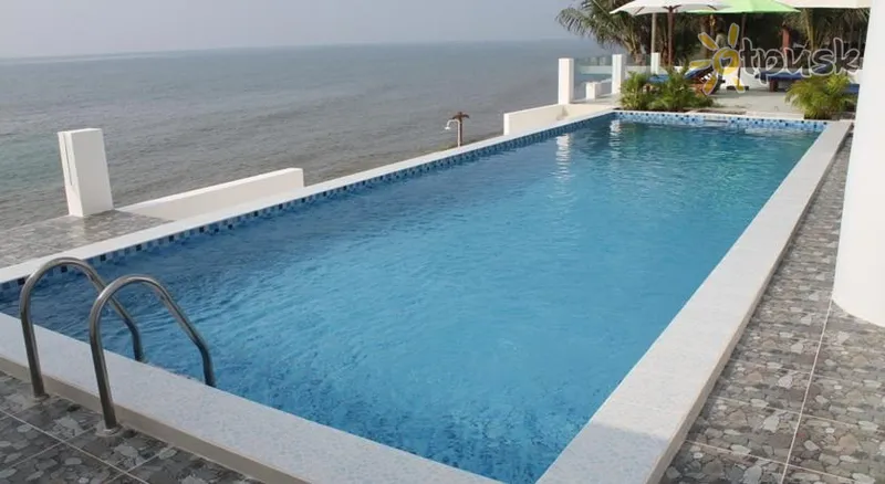 Фото отеля Tien Duong (Ocean Front) 2* Фант'єт В'єтнам екстер'єр та басейни
