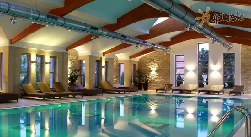 Фото отеля Kolping Hotel Spa & Family Resort 4* Heviz Vengrija išorė ir baseinai