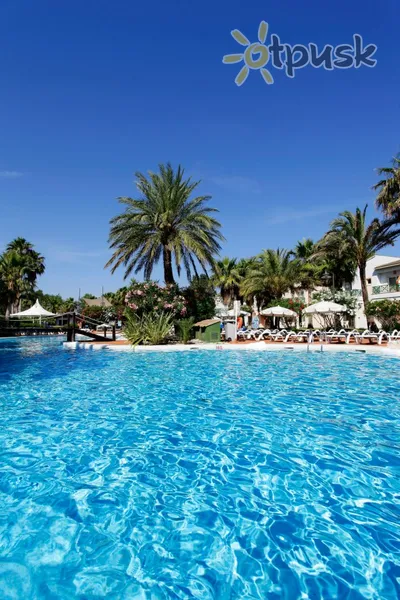 Фото отеля Garden Holiday Village 3* о. Майорка Іспанія екстер'єр та басейни