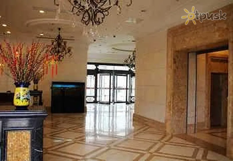 Фото отеля Dalian Puzhao Holiday Hotel 4* Далянь Китай лобі та інтер'єр