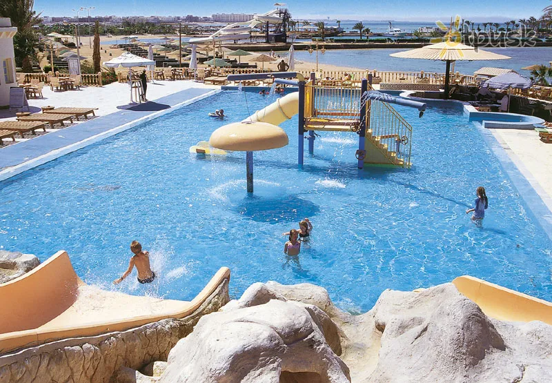 Фото отеля Smart Line Beach Color 4* Хургада Єгипет екстер'єр та басейни